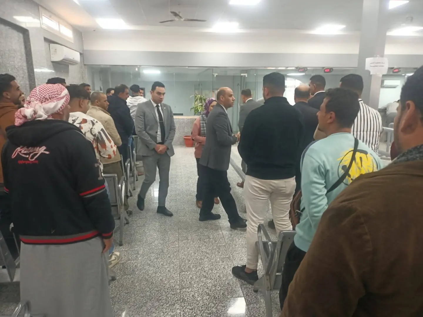 وزير العمل: المواطن يأتي في صدارة أولويات الوزارة - fb img 1771493186436