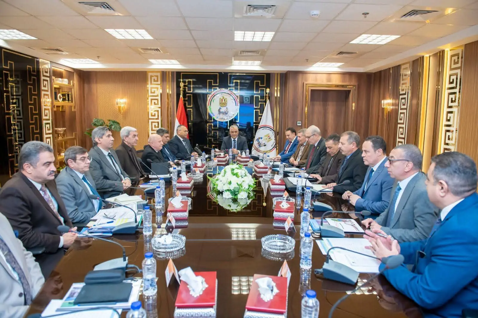 وزير الدولة للإنتاج الحربي يتابع الموقف التنفيذي لمشروعات المبادرة الرئاسية "حياة كريمة