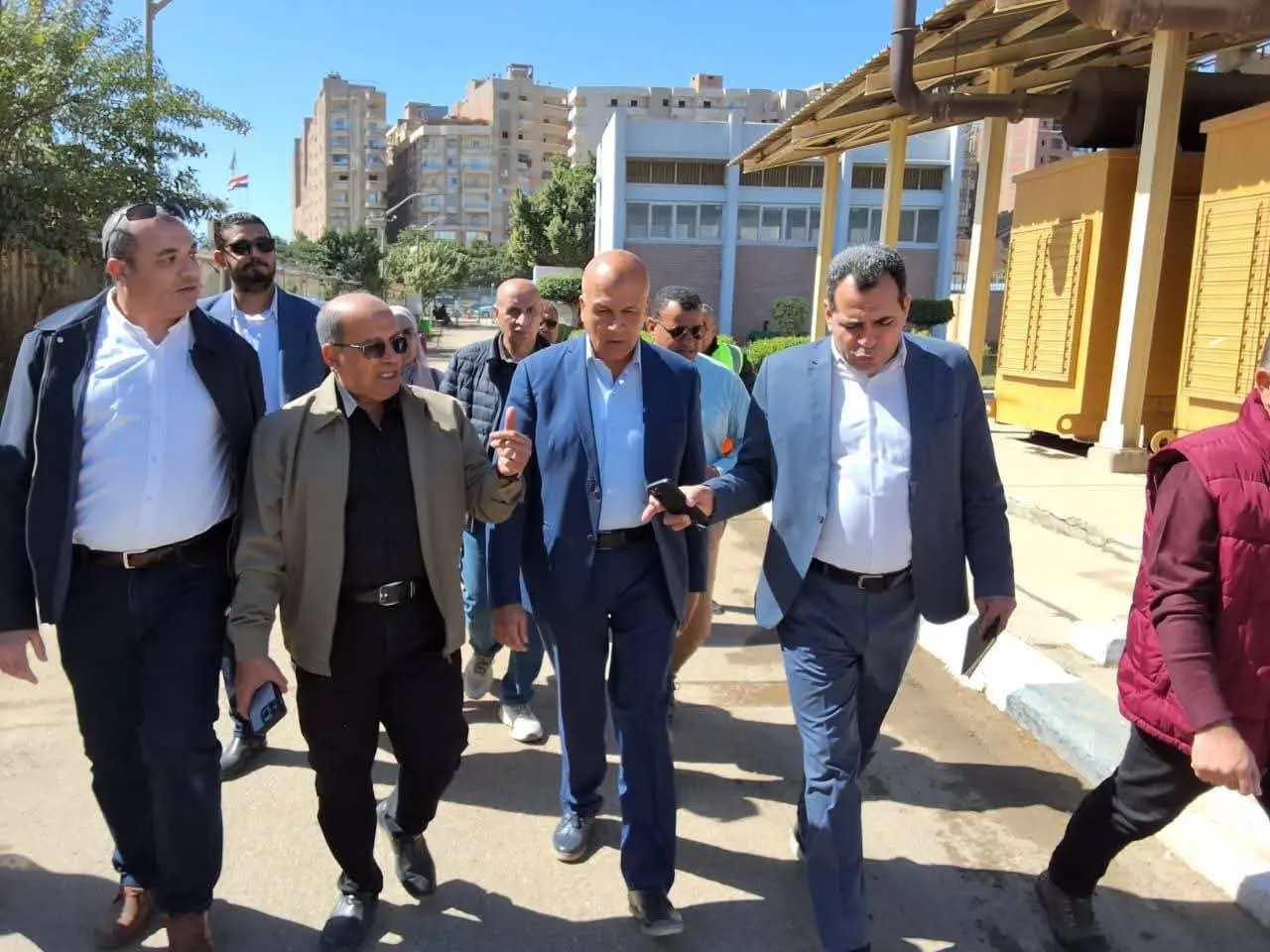 نائب وزيرة الإسكان للمرافق يتفقد مشروعات مياه الشرب والصرف الصحي بمحافظة الفيوم