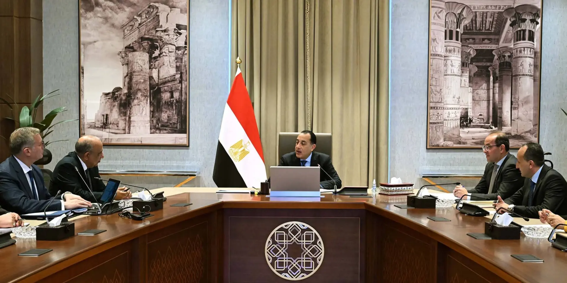 رئيس الوزراء يتابع  إستعدادات قطاع الطاقة خلال الفترة المقبلة في ضوء التصعيد العسكري بالمنطقة