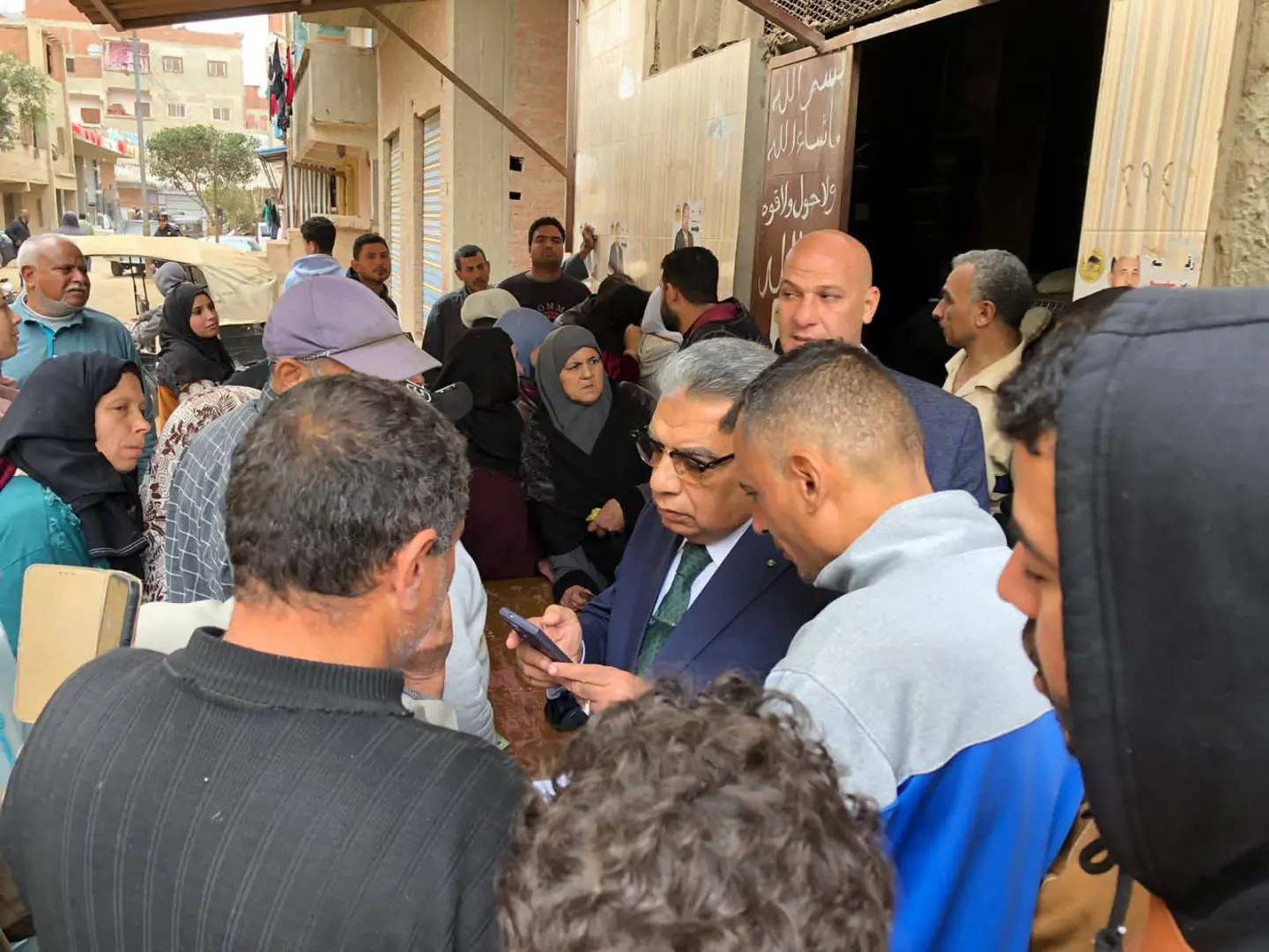 محافظ الدقهلية يتفقد المخابز بقرى مركز طلخا ويؤكد: لا تهاون في وزن وجودة رغيف الخبز - fb img 1773054916889
