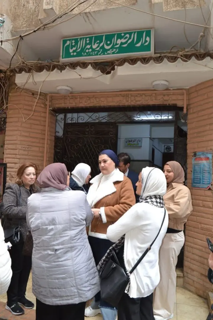 رئيسة  القومي للطفولة والأمومة تتابع مبادرة «صحة ووعي» بالإسكندرية لفحص وعلاج أطفال دور الرعاية