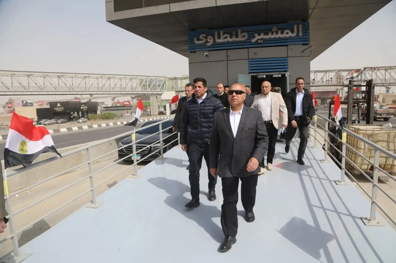 وزير النقل يتفقد التشطيبات النهائية وجاهزية المرحلة الثانية من مشروع الأتوبيس الترددي السريع BRT