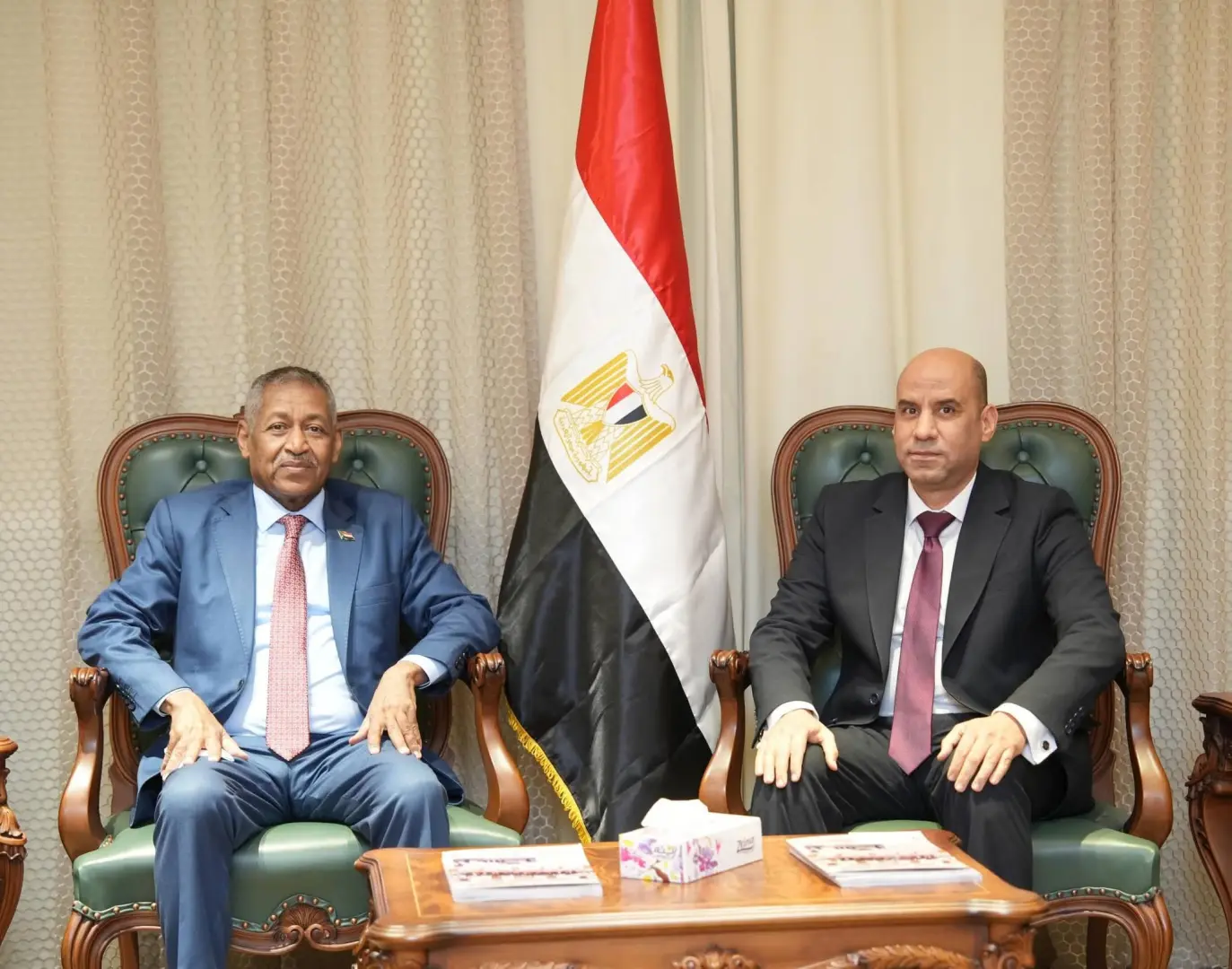 وزير العمل يبحث مع  السفير السوداني بالقاهرة  التعاون في تدريب الكوادر السوادنية وتأهيلها لسوق العمل