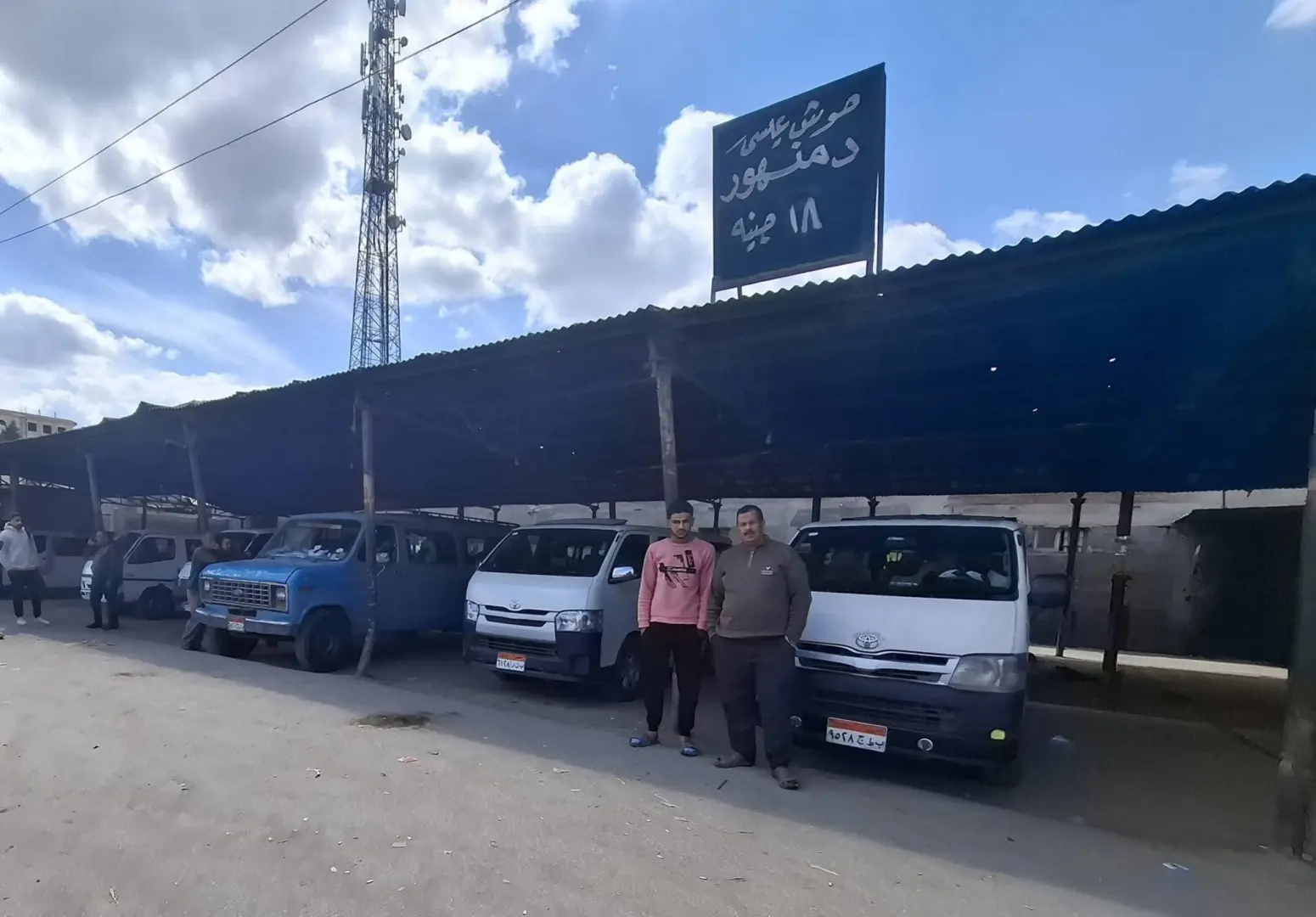 رئيس مدينة حوش عيسى يقود حملة مفاجئة على المواقف لضبط "تعريفة الركوب" الجديدة - fb img 1773657360988