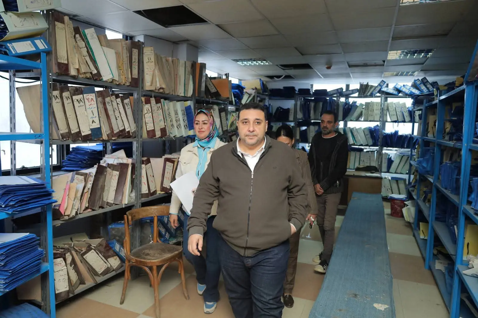 إستعدادا لعيد الفطر.. رئيس مياه البحيرة يتفقد مركز خدمة العملاء بدمنهور ويطمئن على جاهزية فروع الشركة وفرق الطوارئ - fb img 1773832514928