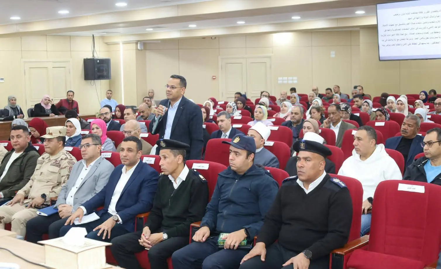 محافظ السويس يرفع درجة الإستعداد القصوى لإستقبال عيد الفطر المبارك - fb img 1773833579816