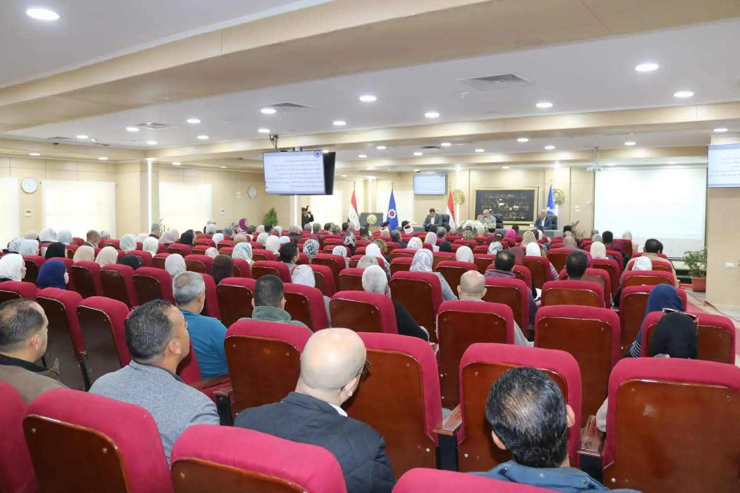 محافظ السويس يرفع درجة الإستعداد القصوى لإستقبال عيد الفطر المبارك - fb img 1773833589584