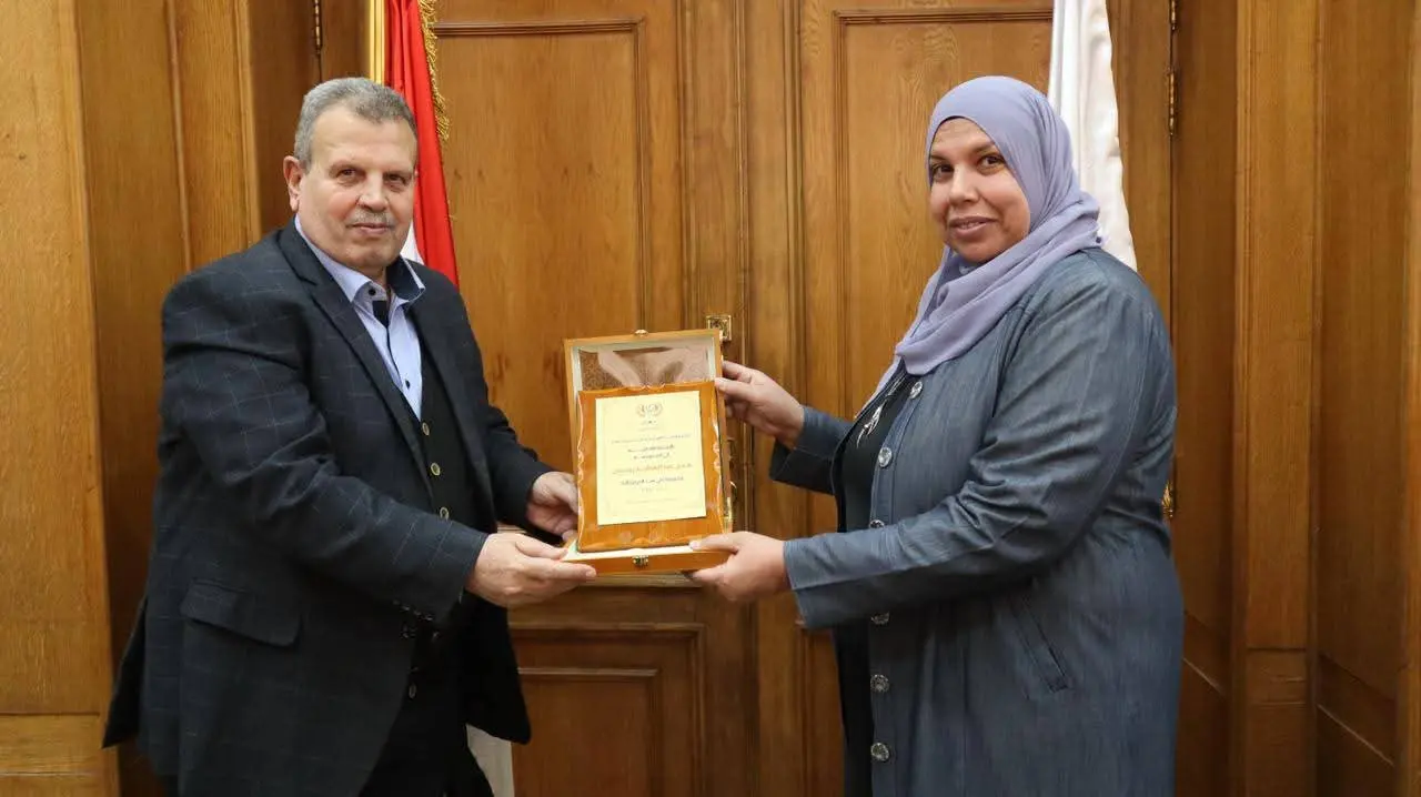 سكك حديد مصر تكرم عدد من الأمهات المثاليات على مستوى الهيئة - fb img 1774099432179