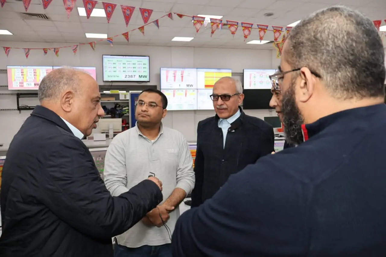 وزير الكهرباء يتفقد محطة بنى سويف المركبة لتوليد الكهرباء ويتابع معدلات إستهلاك الوقود - fb img 1774269440981