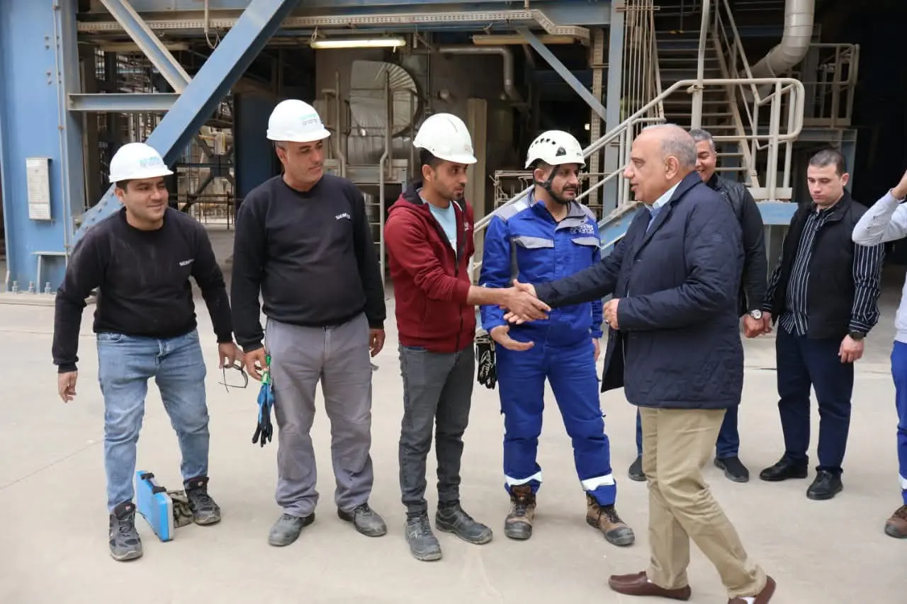 وزير الكهرباء يتفقد محطة بنى سويف المركبة لتوليد الكهرباء ويتابع معدلات إستهلاك الوقود - fb img 1774269468366