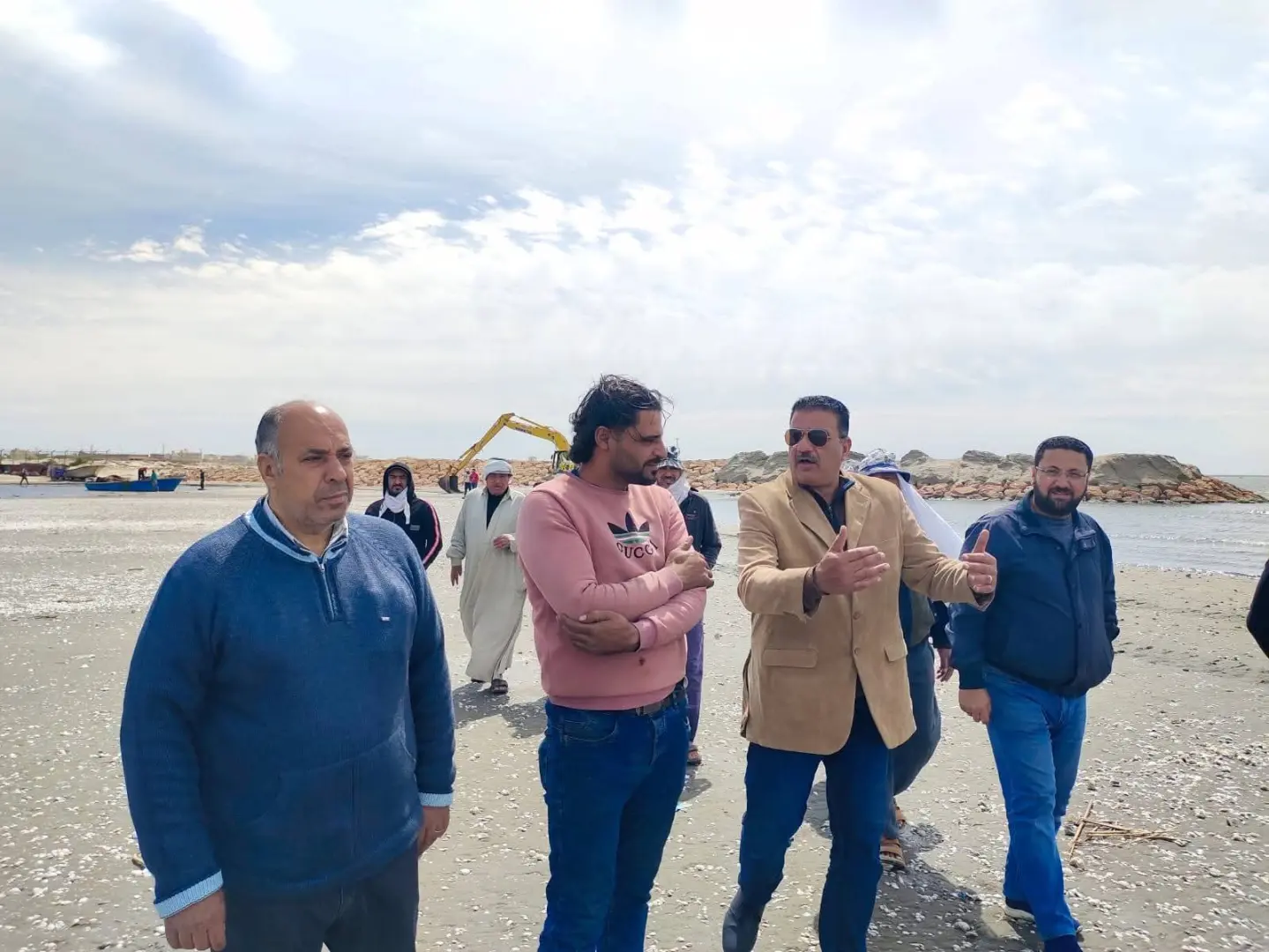 خاص| إنطلاق أكبر عملية تكريك وتطوير لـ "جونة" الصيادين بإدكو بالبحيرة - fb img 1774707219807