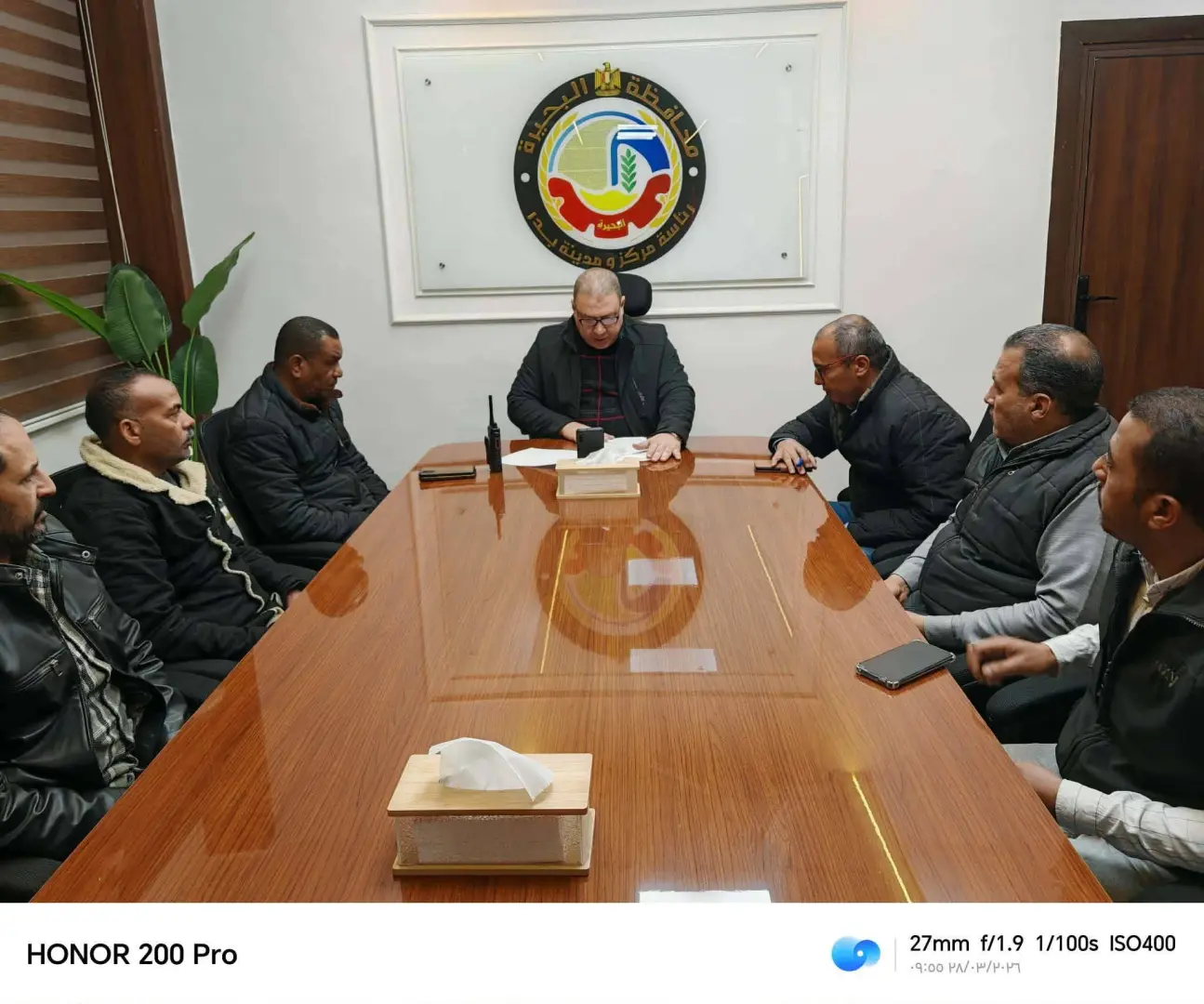 تطبيقاً لقرارات "ترشيد الكهرباء".. رئيس مدينة بدر بالبحيرة يقود غرفة عمليات لغلق المحال بدءاً من التاسعة مساءً