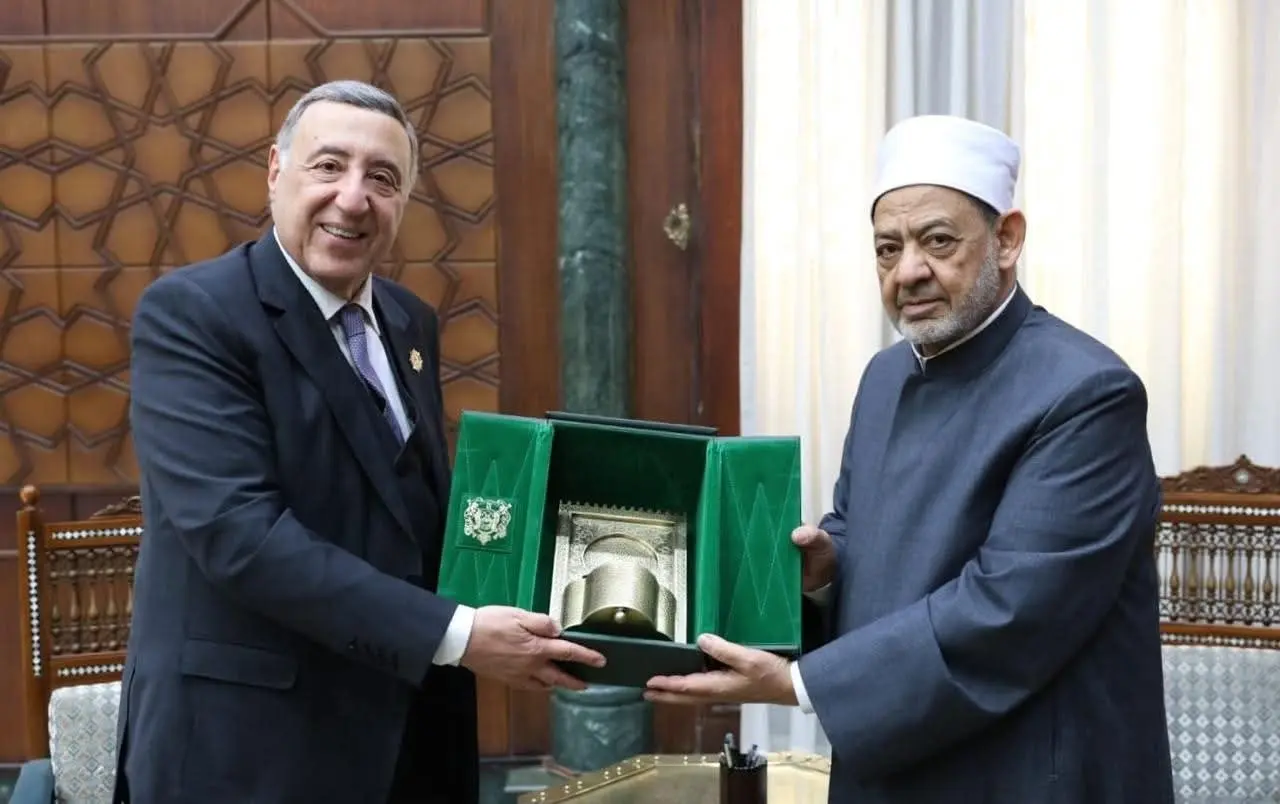 شيخ الأزهر يؤكد على أهمية المحكمة الدستورية العليا في حفظ الوطن وإستقراره - fb img 1775136984950