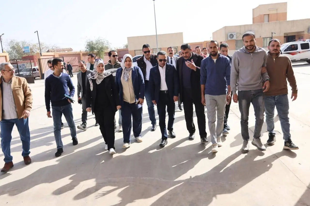 محافظ المنوفية يتفقد صوامع قويسنا  للوقوف على جاهزيتها إستعداداً   لموسم حصاد القمح - fb img 1775374219420