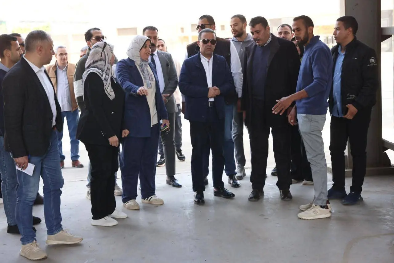 محافظ المنوفية يتفقد صوامع قويسنا  للوقوف على جاهزيتها إستعداداً   لموسم حصاد القمح - fb img 1775374234230