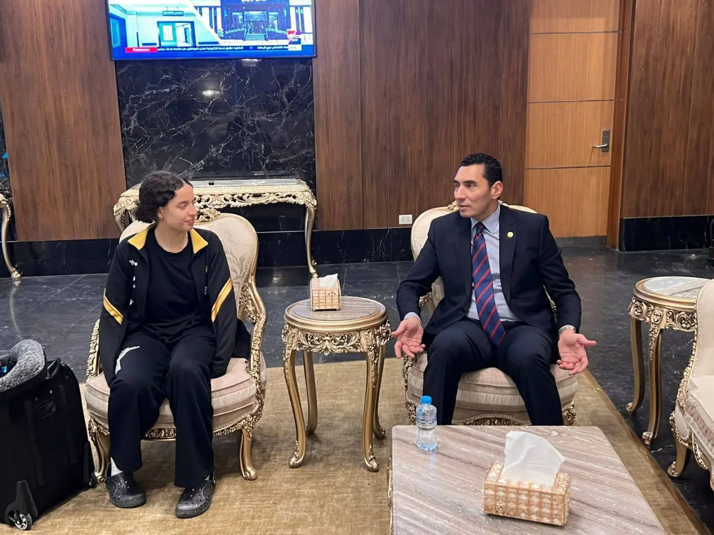 وزير الشباب والرياضة يستقبل هنا جودة بعد إنجازها التاريخي والتأهل لربع نهائي كأس العالم لتنس الطاولة - fb img 1775376890196 1