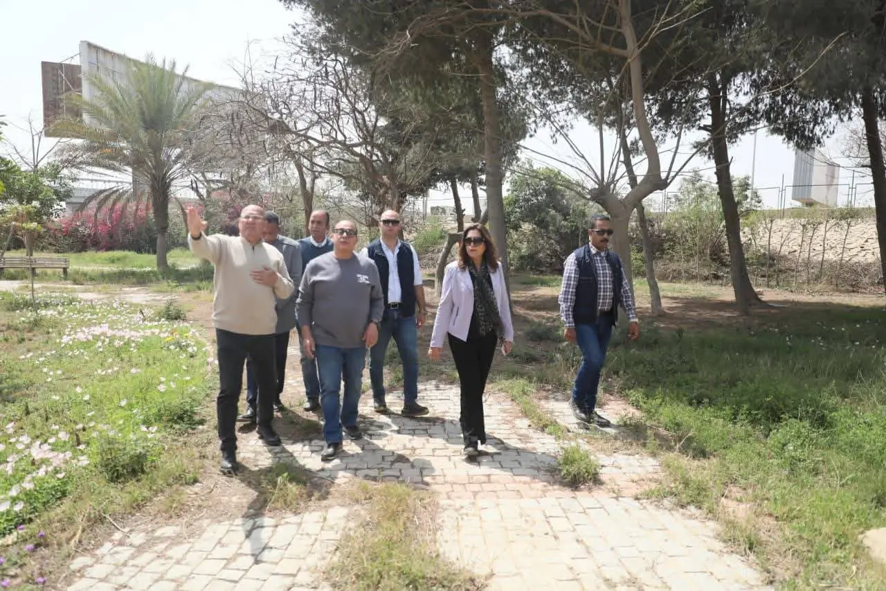 وزيرة التنمية المحلية والبيئة تتفقد المشتل المركزي للوزارة بالقاهرة الجديدة للوقوف على الوضع الحالي له - fb img 1775551288773