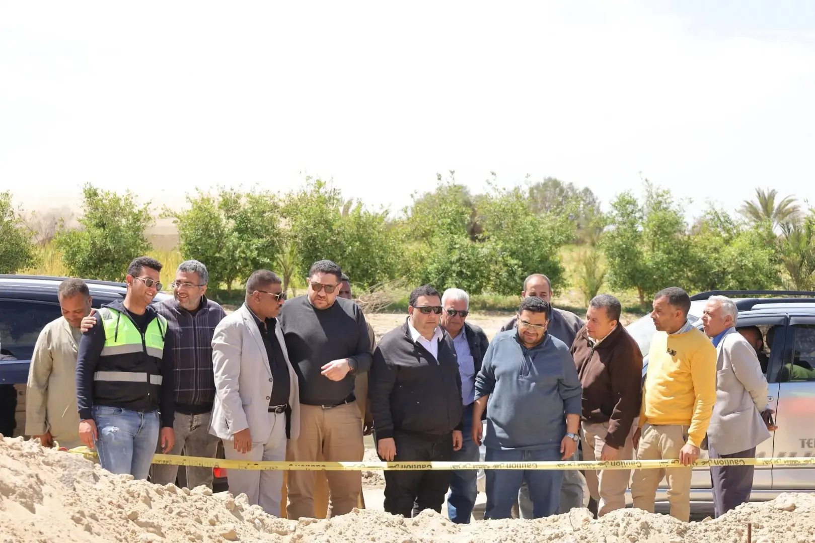 "رئيس مياه البحيرة"  يتفقد اللمسات الأخيرة لتشغيل خط "صلاح العبد" العملاق بوادي النطرون