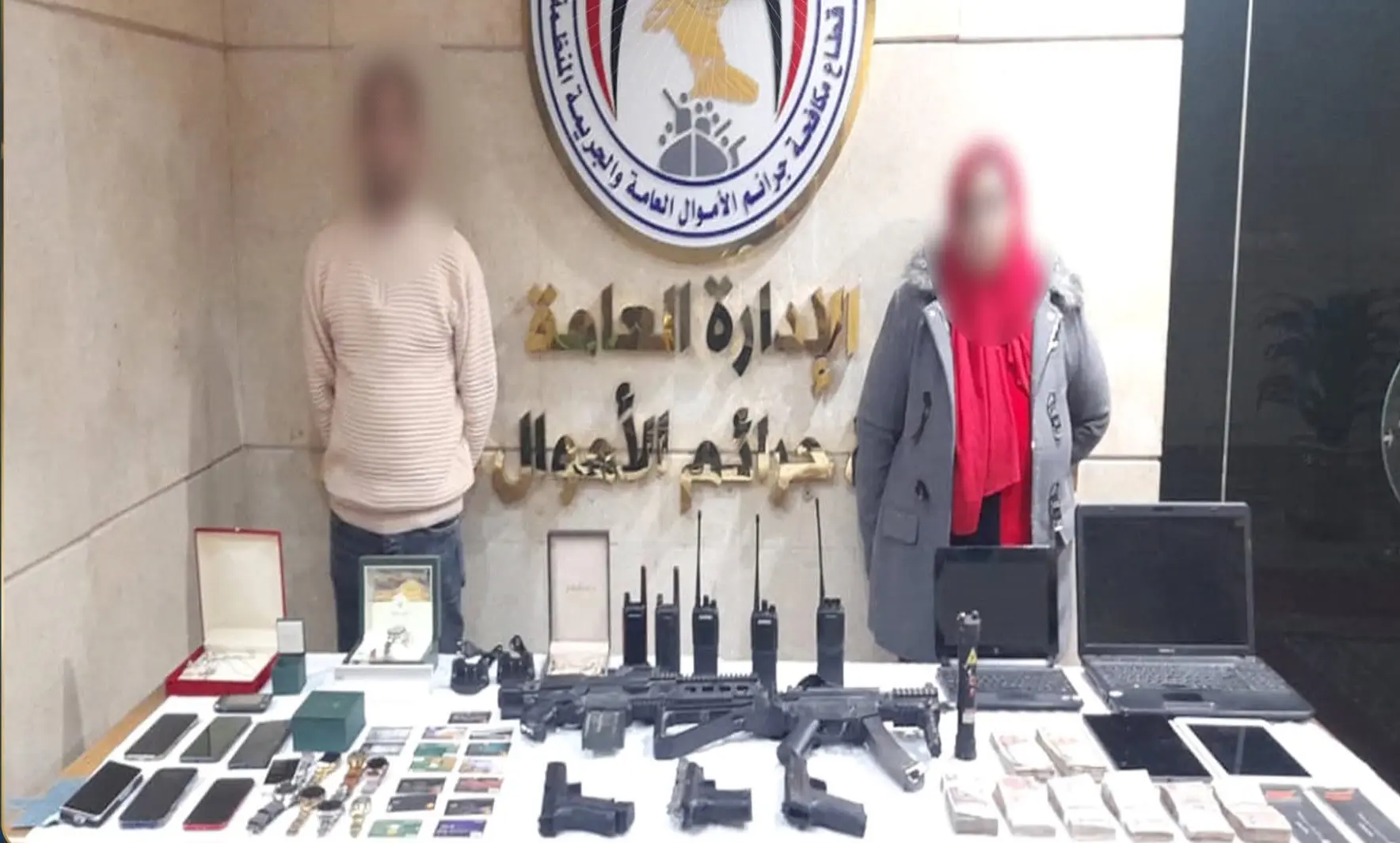 انتحال صفة مسؤولين للاستيلاء على أموال المواطنين.. سقوط عصابة النصب في قبضة الأمن