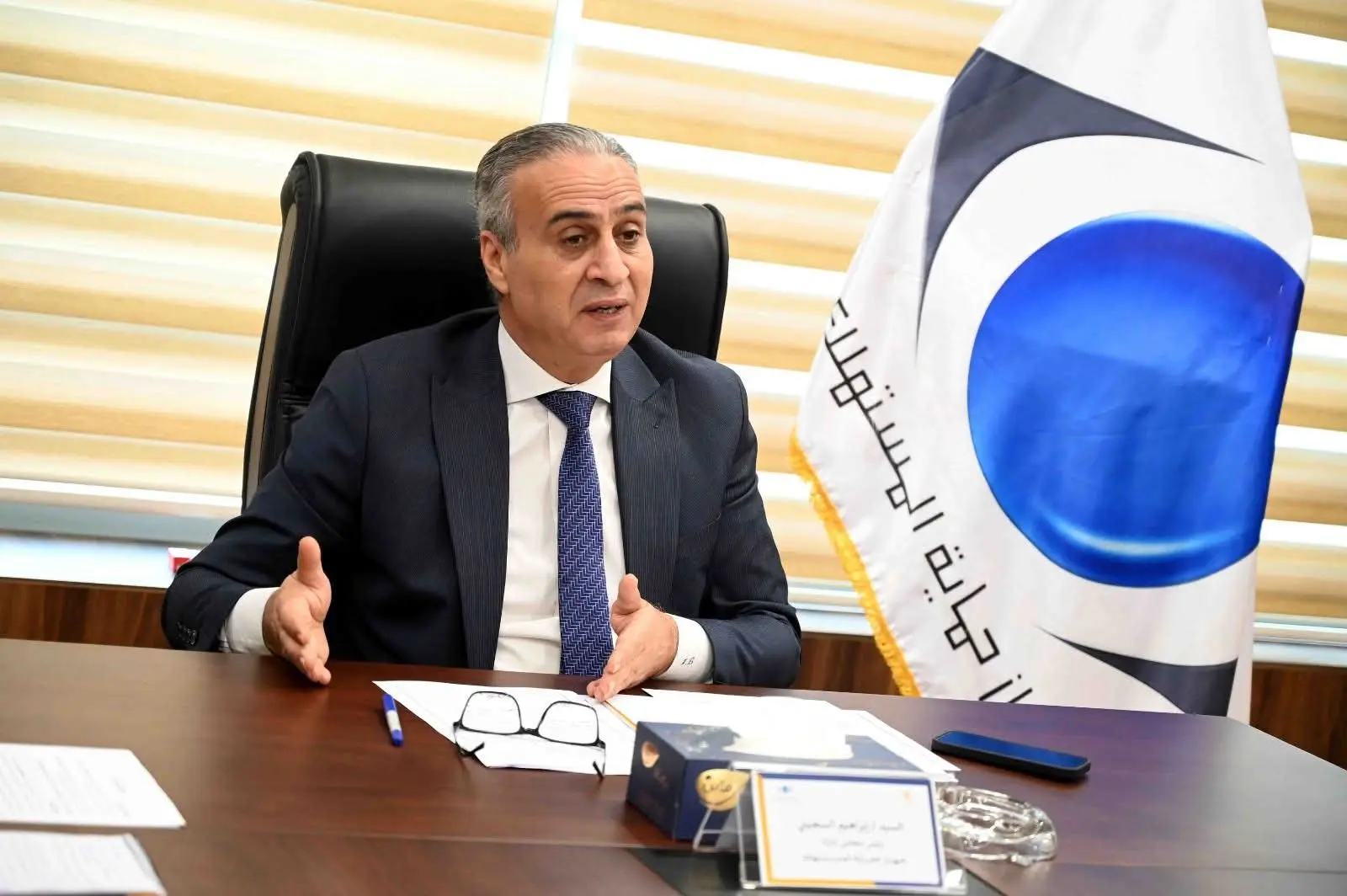 ضبط 13 طن زيوت سيارات مغشوشة داخل مخزنين غير مرخصين بالبدرشين