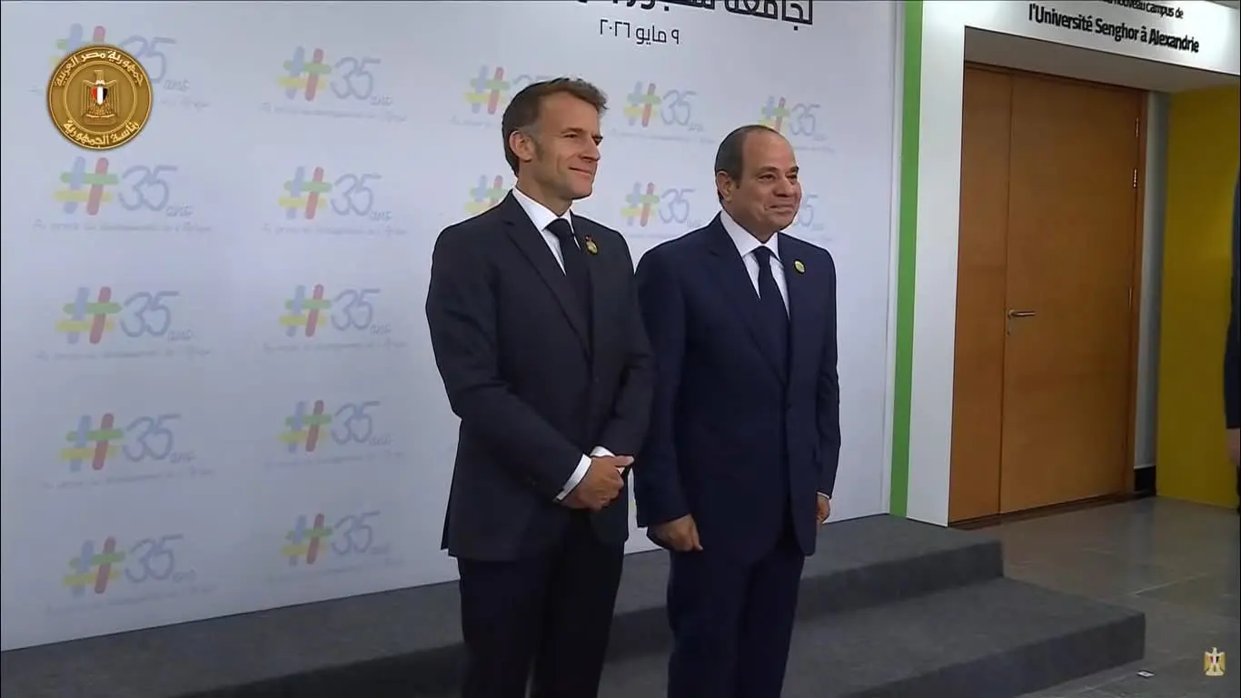 الرئيس السيسى يؤكد لماكرون موقف مصر الثابت الداعم لأمن واستقرار الدول العربية الشقيقة