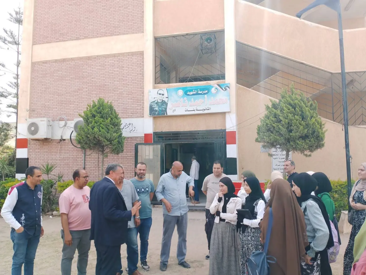 وكيل تعليم البحيرة يتفقد سير الإمتحانات بعدد من مدارس المحمودية