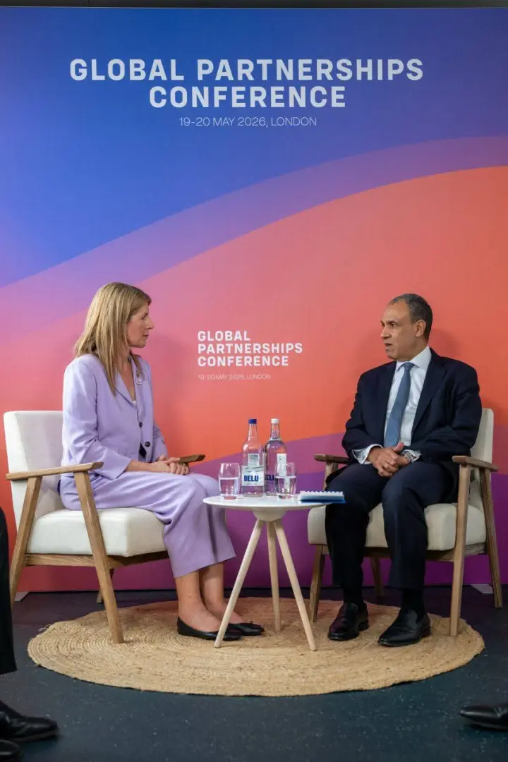 وزير الخارجية ووزيرة الدولة البريطانية للتنمية الدولية وأفريقيا يبحثان تعزيز التعاون في أفريقيا ودعم الإستقرار والتنمية