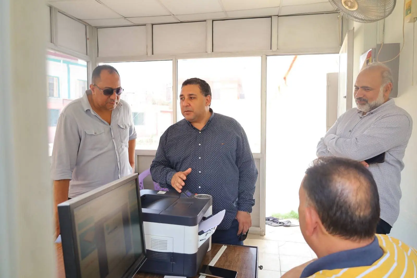 رئيس مياه البحيرة يتابع إنتظام العمل بمركز شحن العدادات مسبقة الدفع بدمنهور ثالث أيام عيد الأضحى