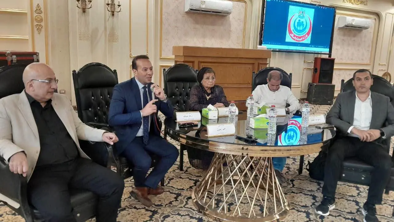 نائب وزير الصحة تعقد اجتماعًا موسعًا بالبحيرة لخفض الولادات القيصرية ودعم خدمات الأم والطفل