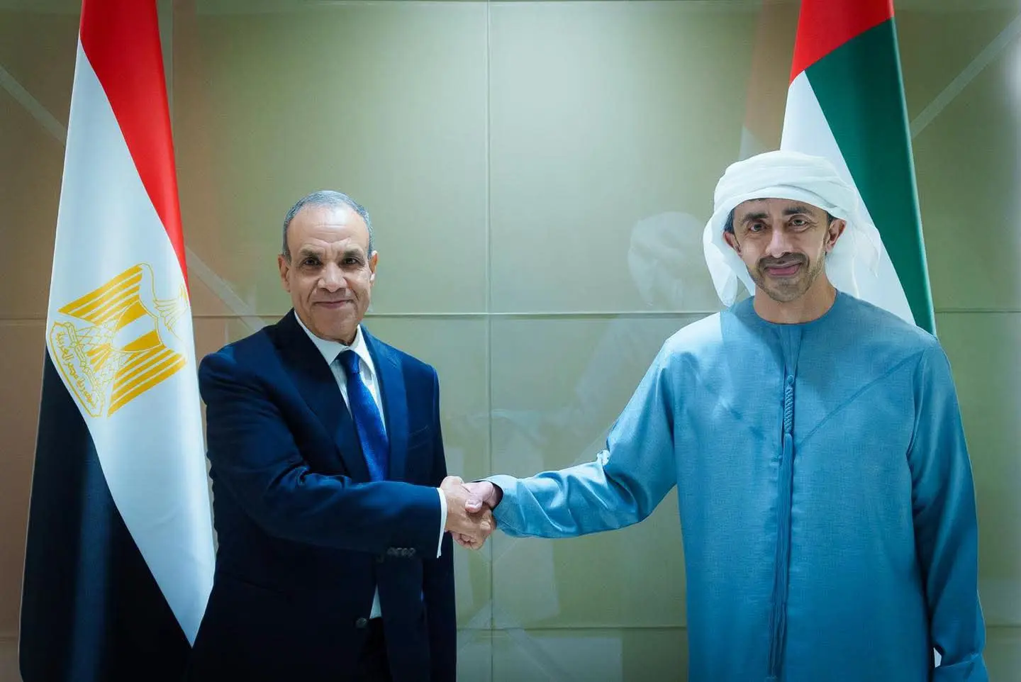 توافق مصري إماراتي على حماية أمن الملاحة ورفض تهديد استقرار المنطقة