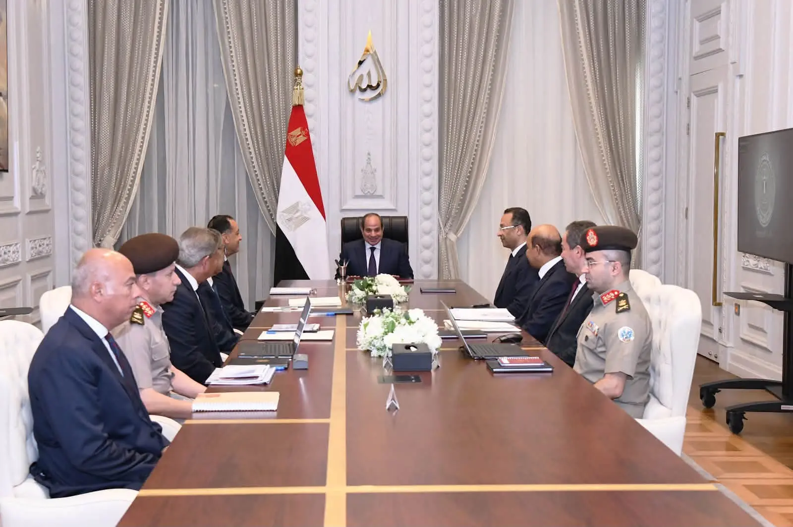 السيسي يتابع مشروع أرشفة ورقمنة تراث الإذاعة والتلفزيون وتطوير ماسبيرو