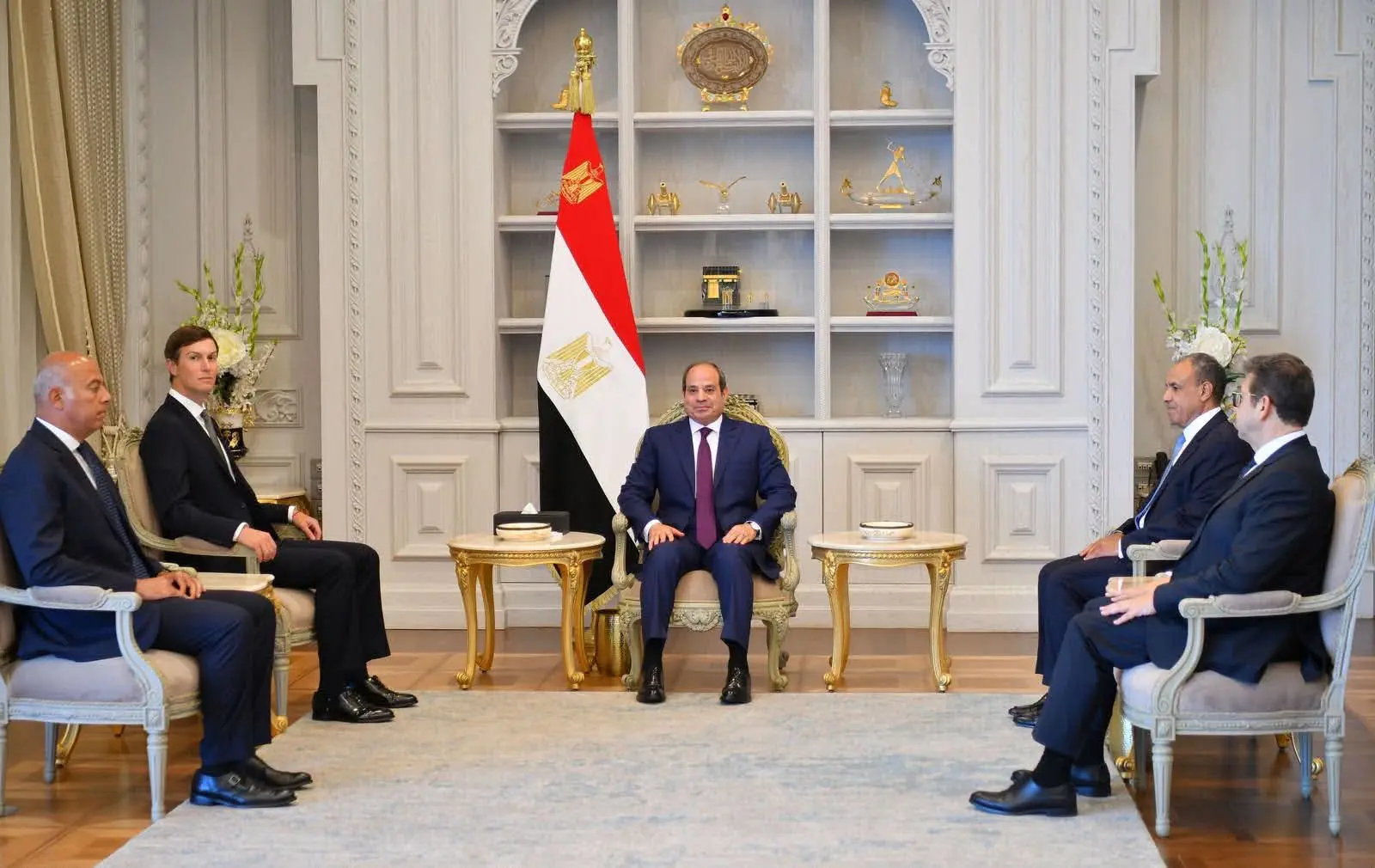 الرئيس السيسي يستقبل جاريد كوشنر في العلمين لبحث العلاقات المصرية الأمريكية وتطورات غزة