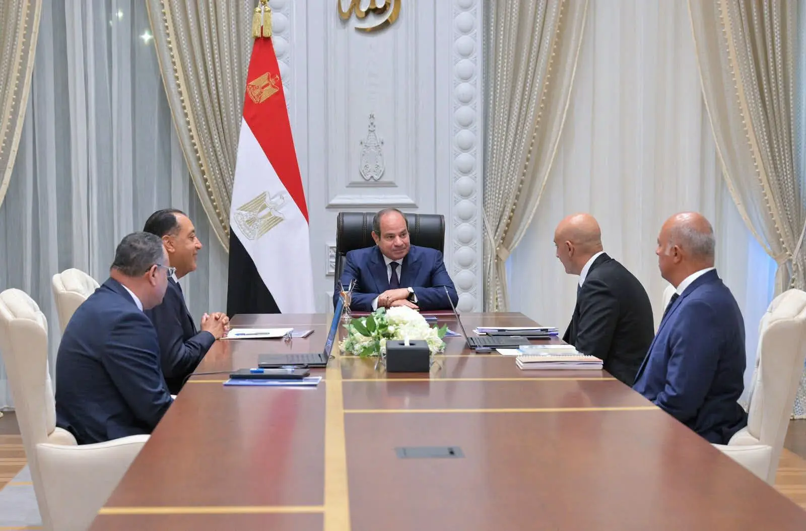 الرئيس السيسي يوجه بالتوسع في الذكاء الاصطناعي والرقمنة داخل منظومة التعليم