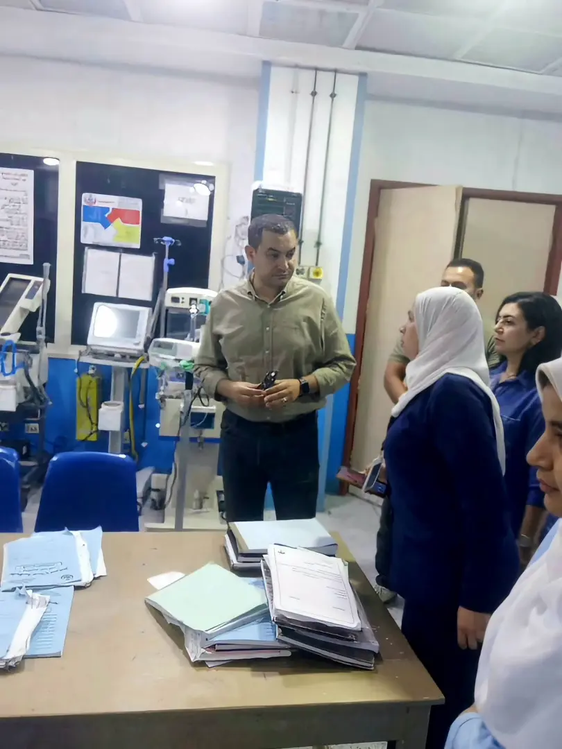 وكيل صحة البحيرة يتفقد الأقسام والطوارئ ويستطلع رأي المرضى وذويهم