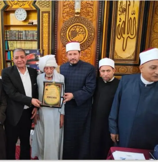 تكريم أهل القرآن بالبحيرة.. الشيخ عوض الفردي في التصفيات قبل النهائية لـ«دولة التلاوة»