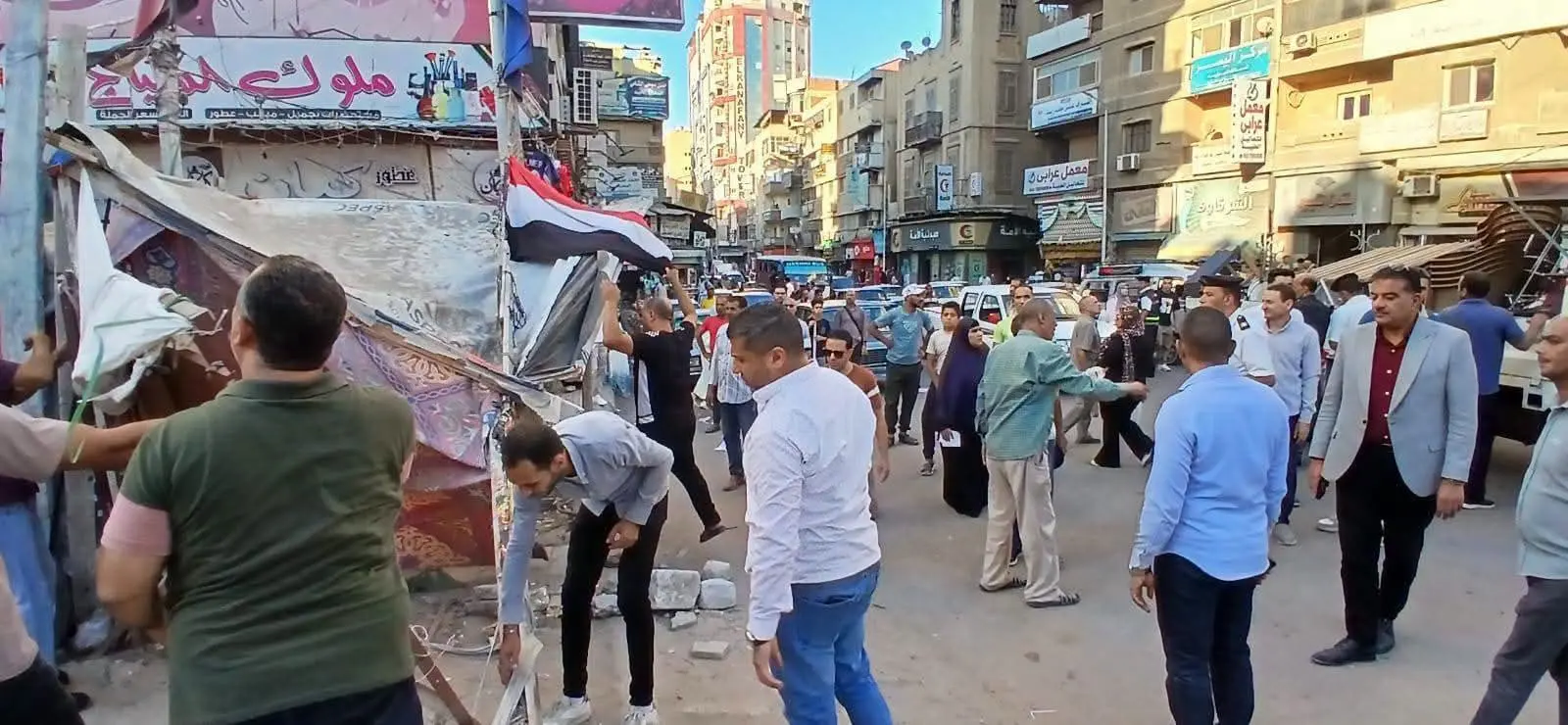 محافظ البحيرة توجه برفع 1080 حالة إشغال من شوارع دمنهور وإعادة الانضباط