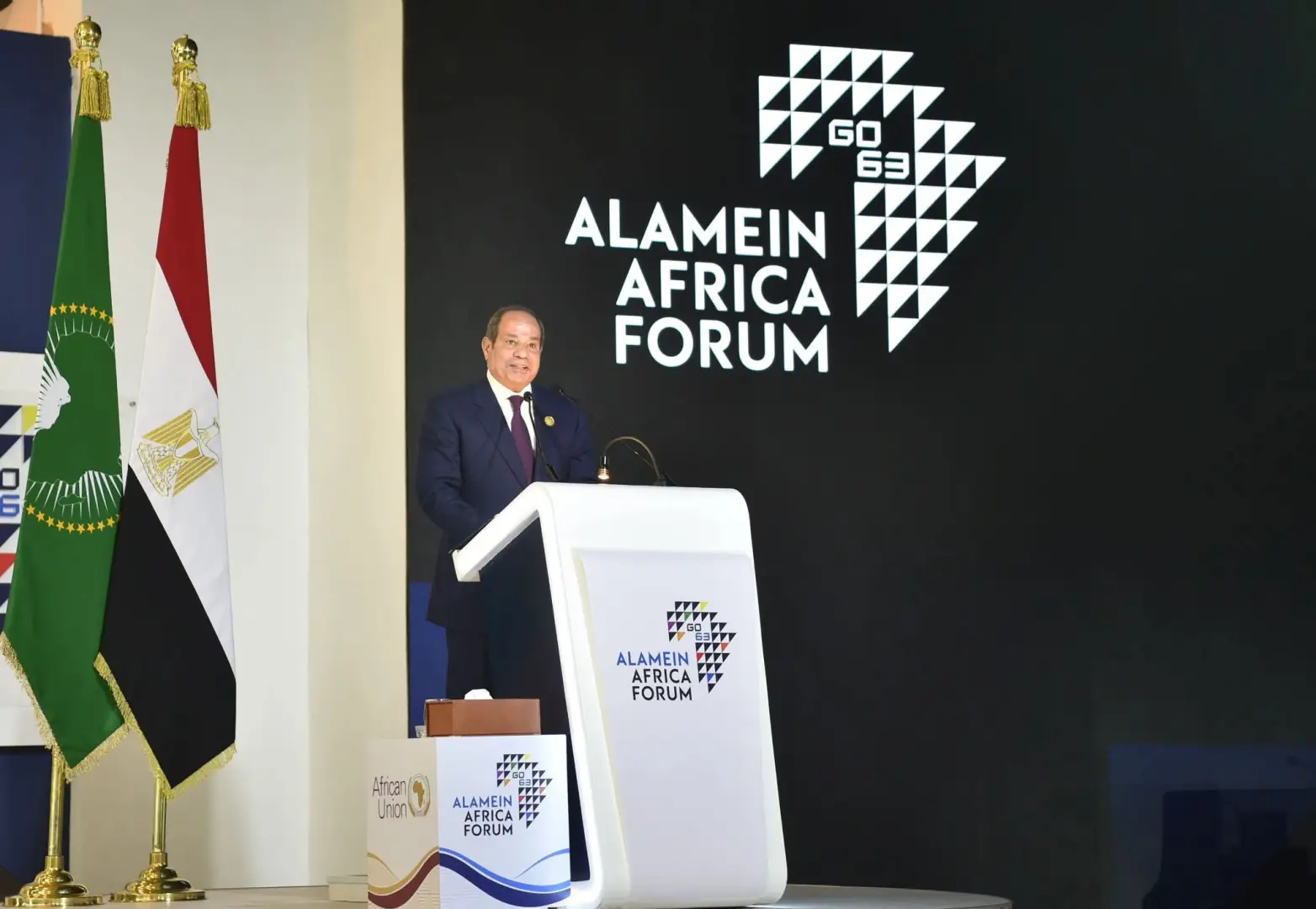 السيسي يشارك غدًا في القمة التنسيقية للاتحاد الأفريقي وقمة العلمين التشاورية