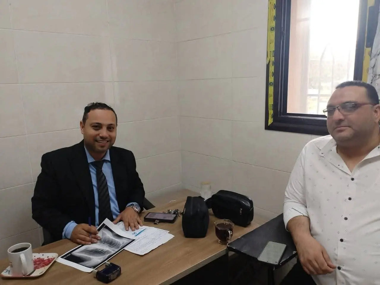 وداعًا للمكاتب المغلقة؟.. مديرو مستشفيات البحيرة يتابعون العمل من قلب الإستقبال - fb img 1792413885781