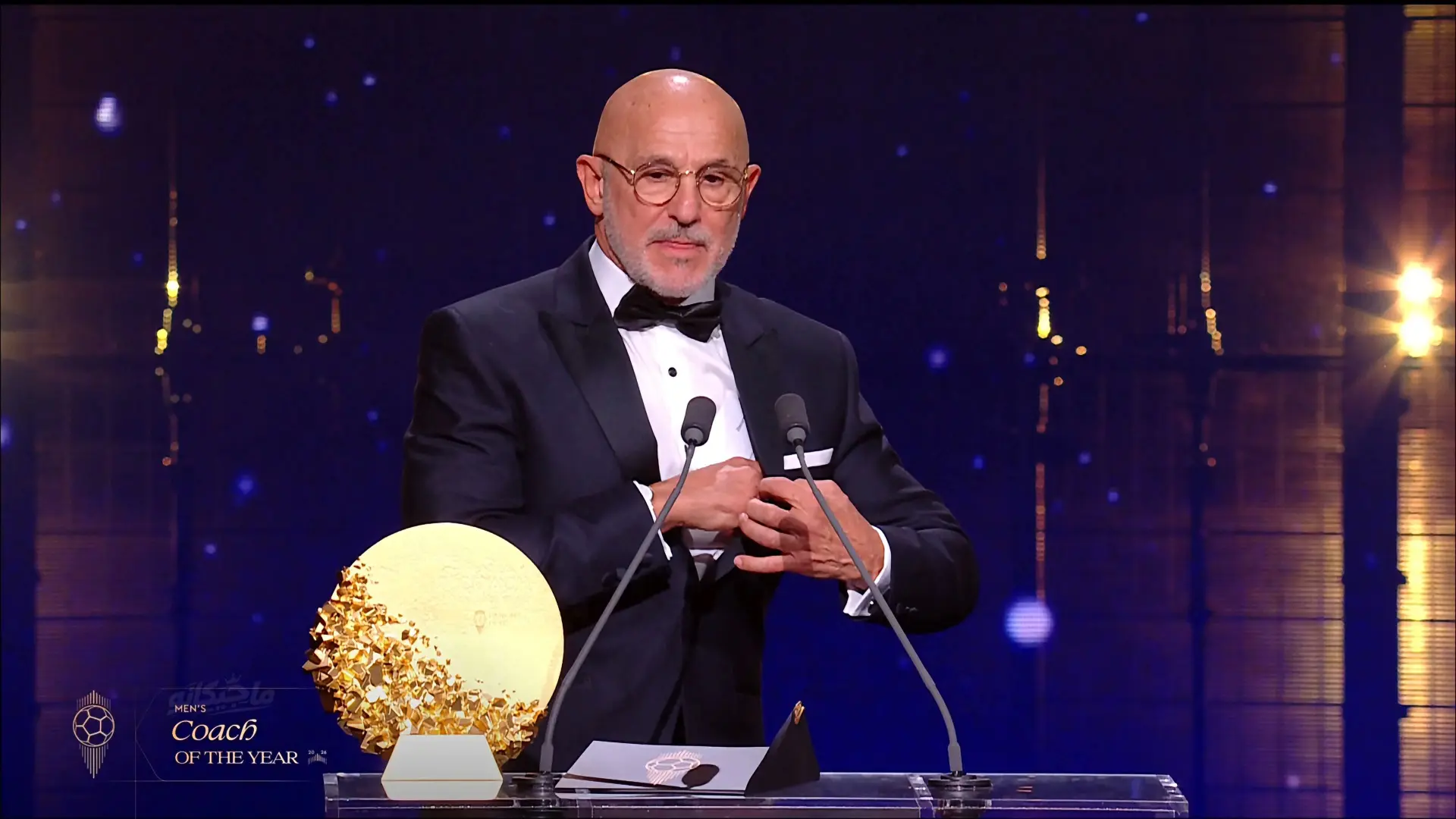 لويس دي لا فوينتي أفضل مدرب في العالم لعام 2026