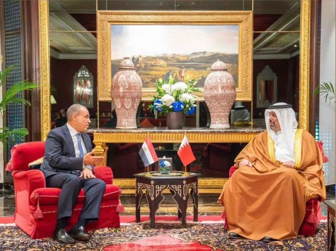 عبد العاطي يبحث مع وزير المالية البحريني سبل تعزيز التعاون الاقتصادي والاستثماري