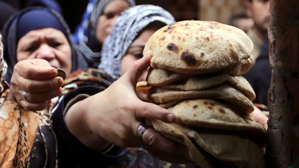 التموين تبدأ تطبيق الخصم المباشر للخبز المدعم أول أغسطس.. ماذا يتغير؟