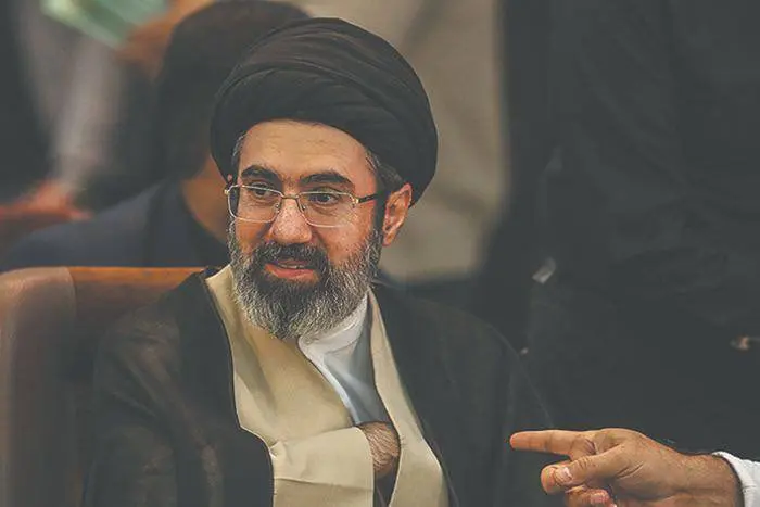 بعد اختيار مجتبى خامنئي خلفًا لوالده.. السيرة الذاتية الكاملة للمرشد الأعلى الجديد لإيران