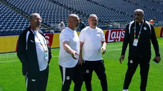 حسام حسن يوجه تحذير شديد اللهجة لثلاثي المنتخب.. تفاصيل