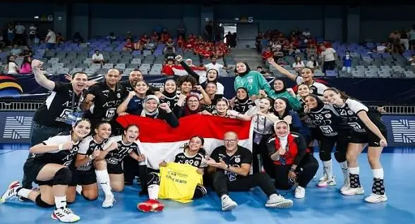 منتخب ناشئات كرة اليد يخسر أمام إسبانيا 27 - 26 في نصف نهائي بطولة العالم
