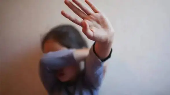 ضبط شاب بتهمة هتك عرض طفلة 5 سنوات في الأقصر