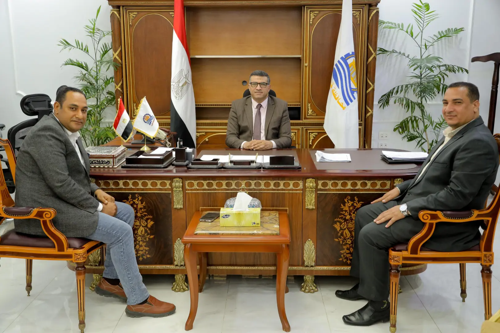 محافظ قنا يستقبل اللجنة النقابية للصحفيين بالمحافظة