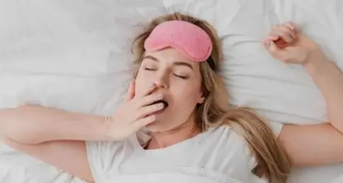 6 أبراج تكره الاستيقاظ من النوم