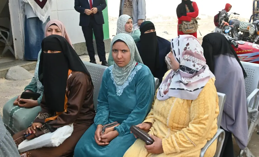 محافظ البحيرة تتفقد مكتب البريد بسيدى غازى بمركز كفر الدوار - img 20260222 wa0033