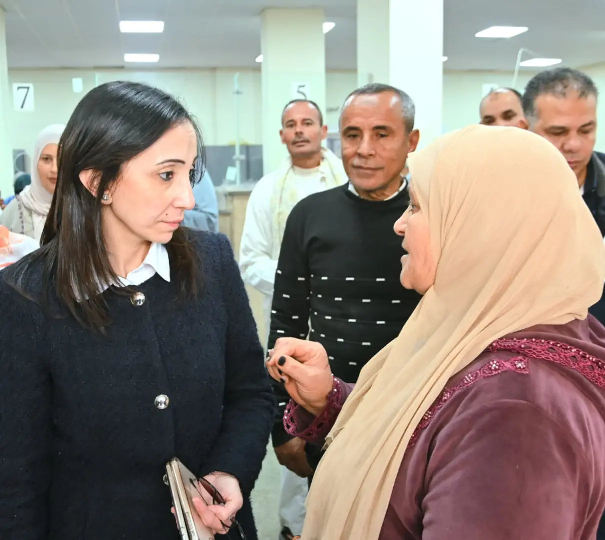 محافظ البحيرة تتفقد المركز التكنولوجي لخدمة المواطنين بقرية سيدي غازي - img 20260222 wa0061
